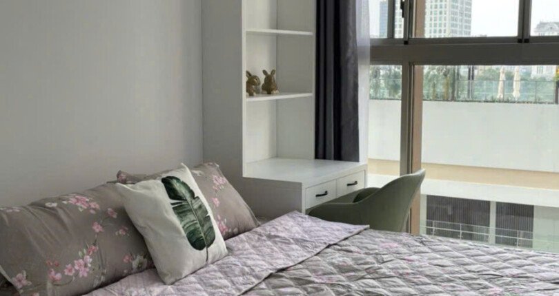 z6125463838360 6ddbbe05521b6ff1f5a311d69eb9d47f 810x430 - Cho thuê Midtown M6 98m 2 phòng full nội thất giá 1200usd/tháng