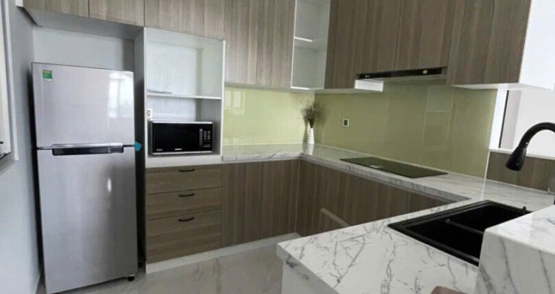 z6125464044493 9b66df6fd515506d646bd20ab5f7772d 810x430 - Cho thuê Midtown M6 98m 2 phòng full nội thất giá 1200usd/tháng