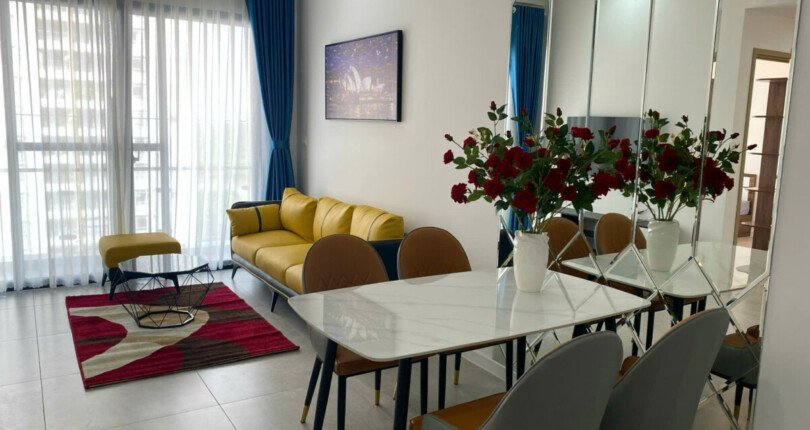 z6125464720511 f34bbee0e7abbdc24aebb52d50d5c68d 810x430 - Bán căn hộ Midtown tầng 9 dt 80m 2 phòng căn góc giá 8 tỷ