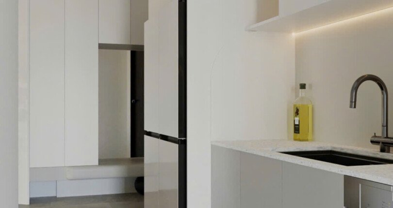 z6125466185657 12fc9343354a205922497617a5a454fb 810x430 - Cho thuê Antonia tầng 21 dt 80m 2 phòng nhà deco đẹp giá 32 triệu