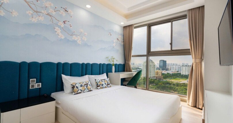 z6130021607643 fb00ccc5156447cc4f164dc7b96bfebd 810x430 - Cho thuê Midtown M7 tầng 20 dt 111m 3 phòng full đồ giá 55 triệu/tháng