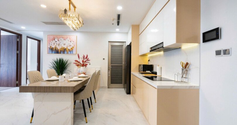 z6130021626292 51640a15c6ef5ab2056d60b3744db7a8 810x430 - Cho thuê Midtown M7 tầng 20 dt 111m 3 phòng full đồ giá 55 triệu/tháng