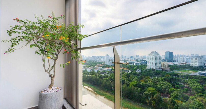 z6130021637260 5270a500ad27b63bbb77dfcfad77e3df 810x430 - Cho thuê Midtown M7 tầng 20 dt 111m 3 phòng full đồ giá 55 triệu/tháng