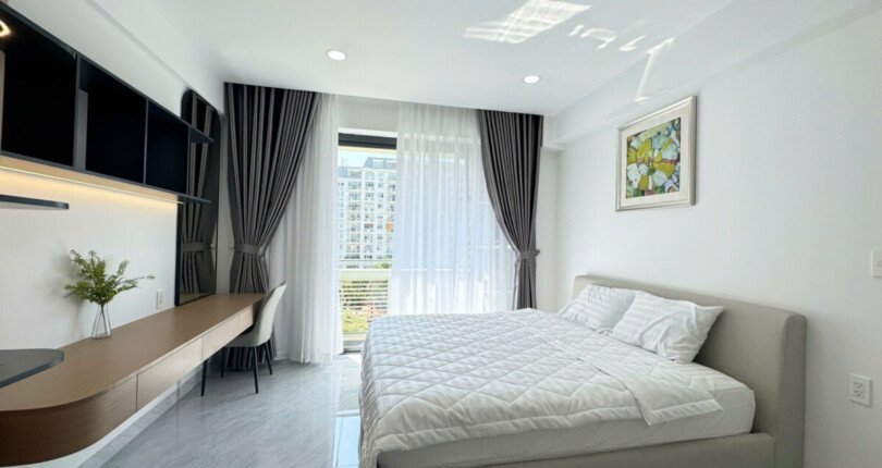 z6130022170651 65a769858172709346083e86d565ce5c 810x430 - Cho thuê căn hộ Cảnh Viên 1 PMH Q7 120m 3 phòng full đồ giá 38 triệu/tháng
