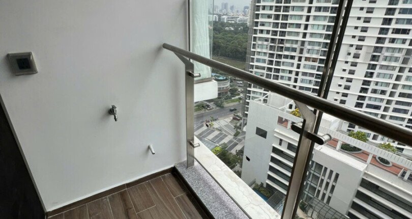 z6139371363301 be7385dd0c4eae37122528b806807537 810x430 - Bán Midtown M8 tầng 18 Block H 83m 2 phòng ô xe hầm giá 8,5 tỷ