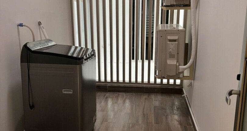 z6139371411160 ce2c413c9e1fcbcd4381b80ea5a4709c 810x430 - Bán Midtown M8 tầng 18 Block H 83m 2 phòng ô xe hầm giá 8,5 tỷ