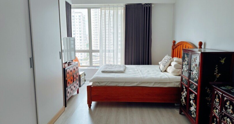 z6141653963529 d6b16c13ccecd4064dc03536e104dc2c 810x430 - Cho thuê Hưng Phúc 1 Block C tầng 10 98m 3 phòng full đồ giá 1100usd