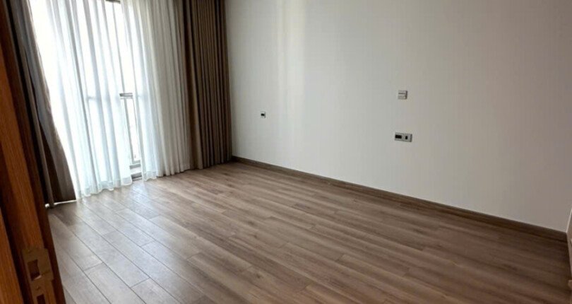 z6141876401287 f2125f3a3ef29f7e5add71984ff2acb3 1 810x430 - Cho thuê Horizon Quận 7 Tầng 12 Block A 128m 3 phòng full đồ giá 3000usd/tháng