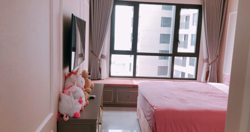 z6142201040355 3c1f72a28bf83a6eb72f44257df1dd96 810x430 - Bán căn hộ The View Block T7 tầng 31 147m 3 phòng giá 11,2 tỷ