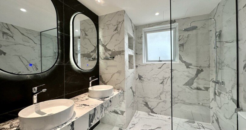 z6151936017798 18397fcf112a0bbaebc3140e63be3bb4 810x430 - Bán căn hộ Riverside Residence Block AE6 136m 3 phòng giá 13,2 tỷ