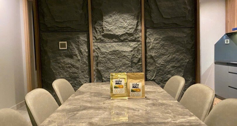 z6151938310045 efd648857c4d00afbb87db943dcbfbbf 810x430 - Cho thuê Midtown M8 Tầng 8 dt 81m 2 phòng full nội thất giá 28 triệu