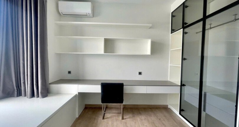 z6161430733800 1ce28eb566bf6f15a5f03c50ab350c80 810x430 - Cho thuê Midtown M8 Block C Tầng 12 108m 3 phòng giá 45 triệu