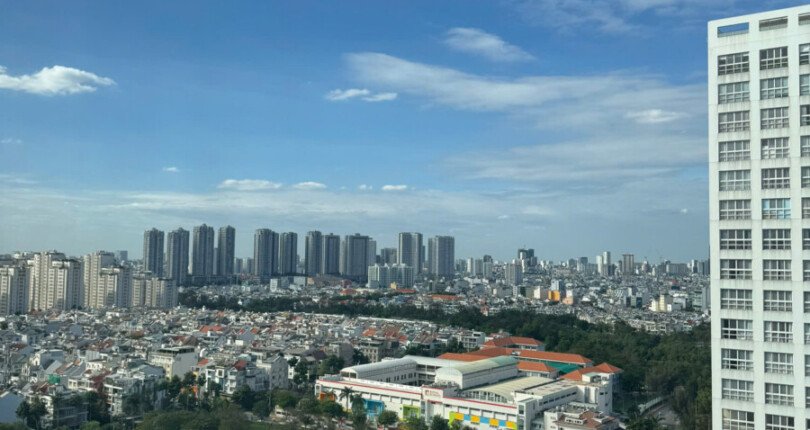 z6164965322756 90957654cad7d3ef50594877e6236da8 810x430 - Bán căn hộ Happy Valley Block H Tầng 20 100m 3 phòng giá 8,3 tỷ