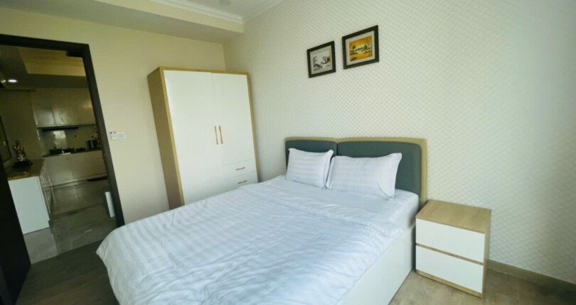 z6179900111810 0f451d7fd39af3db6c69c0aa498fa5c5 810x430 - Bán căn hộ Midtown M8 Block D Tầng 7 124m 3 phòng giá 13,5 tỷ