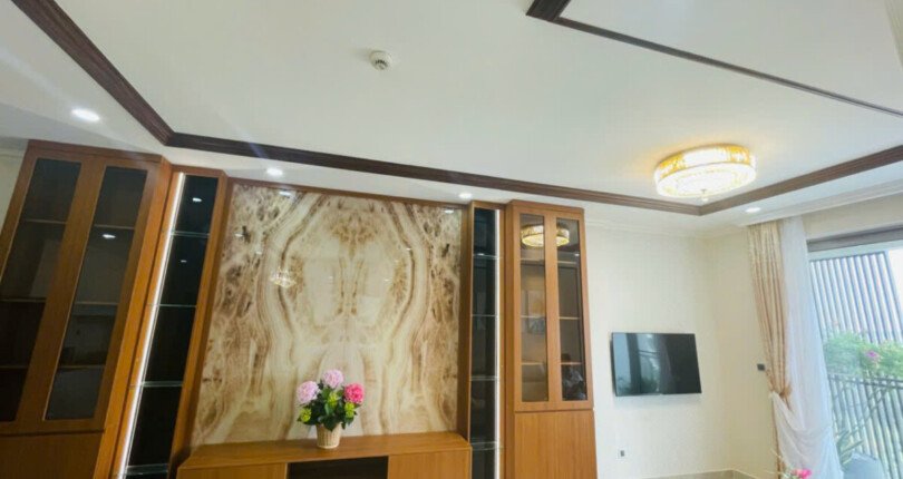 z6179900122495 f861a54c44e8a8b2b0f96511efc8263f 810x430 - Bán căn hộ Midtown M8 Block D Tầng 7 124m 3 phòng giá 13,5 tỷ