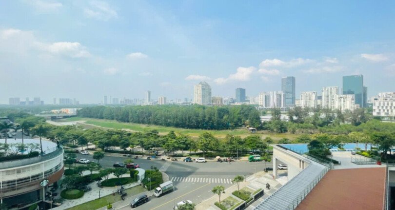 z6179900141994 9122e608774cd9cb55bc1a647fc23755 810x430 - Bán căn hộ Midtown M8 Block D Tầng 7 124m 3 phòng giá 13,5 tỷ