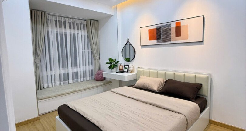 ban can ho skt garden 3 2 810x430 - Bán căn hộ Sky Garden 3. DT 56m2 Nhà rất đẹp-Lầu trung- Nội thất đầy đủ như hình- 2 PN-1wc- Giá 4.030 Tỷ