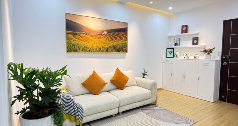 ban can ho skt garden 3 6 810x430 - Bán căn hộ Sky Garden 3. DT 56m2 Nhà rất đẹp-Lầu trung- Nội thất đầy đủ như hình- 2 PN-1wc- Giá 4.030 Tỷ