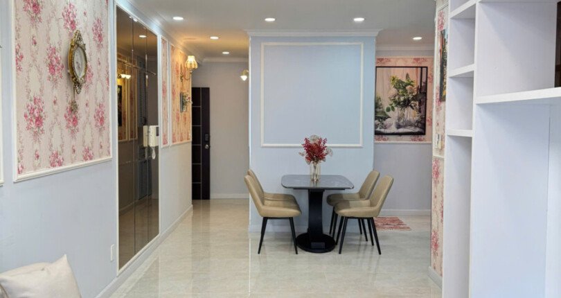 ban can ho sky garden 3 9 2 810x430 - Bán căn hộ Sky Garden 3. DT 68m2 Nhà đẹp- Lầu 12- Nội thất mới 100%. Thiết kế 2 Phòng-2wc- Giá bán 4.750 Tỷ