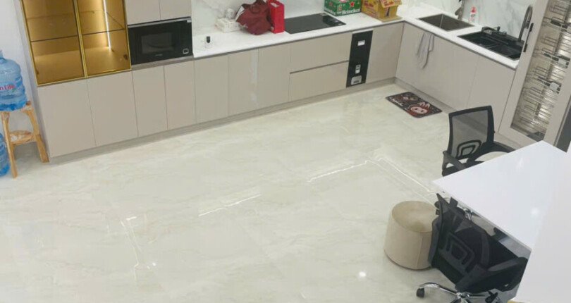 bep rong rai 810x430 - Giá cho thuê nhà Biệt thự nguyên căn kdc Hưng Lộc Phát Quận 7 T1/2025