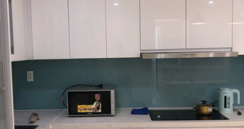 bep san trong 810x430 - Giá mua bán căn hộ 3 phòng ngủ chung cư Hưng Phúc Happy Residence Quận 7 T1/2025