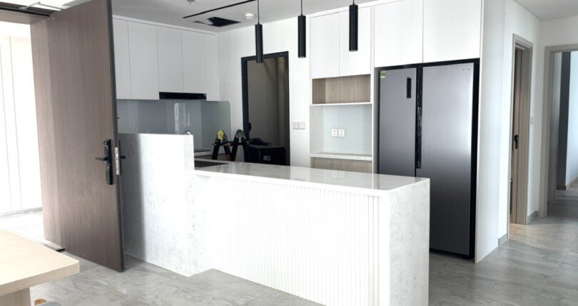 can canh bep can ho cho thue 810x430 - Giá cho thuê căn hộ 3 phòng ngủ Block A chung cư Cardinal Court Quận 7 T1/2025