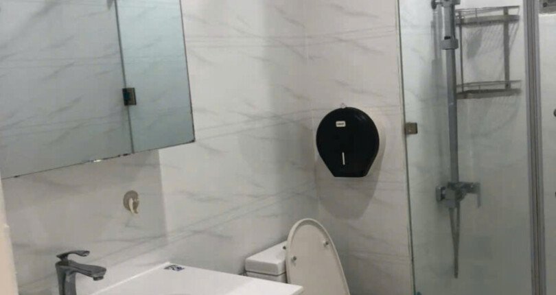 can ho ban co 2 toilet hoan thien nhu hinh 3 810x430 - Giá mua bán căn hộ 3 phòng ngủ chung cư Hưng Phúc Happy Residence Quận 7 T1/2025