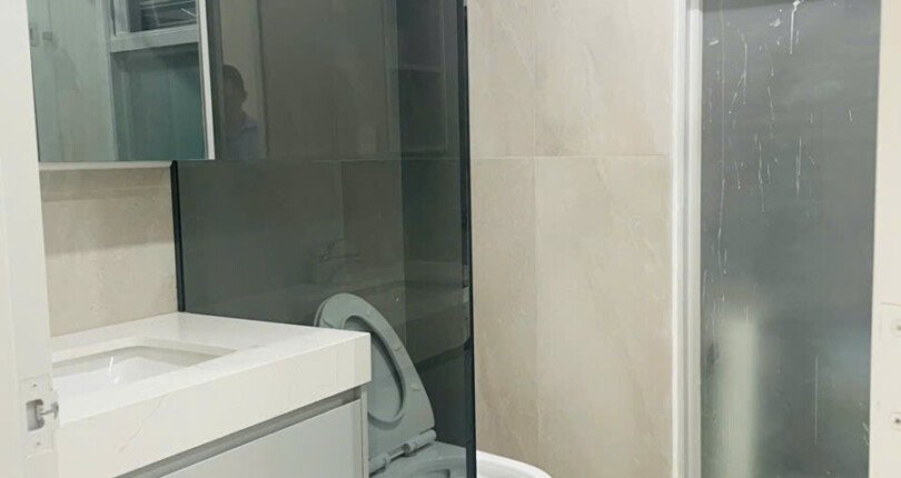 can ho ban co 2 toilet sang trong nhu hinh 810x430 - Giá mua bán căn hộ 3 phòng ngủ block 3A chung cư Garden Court 2 Quận 7 T1/2025