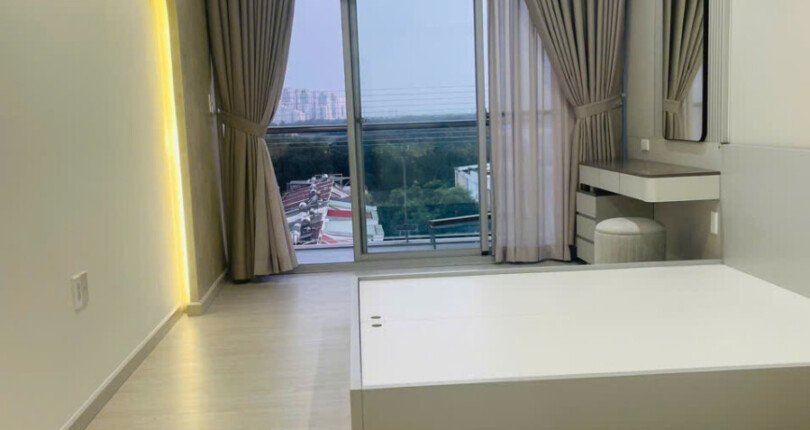 can ho ban co 3 phong ngu rong rai nhu hinh 3 810x430 - Giá mua bán căn hộ 3 phòng ngủ block 3A chung cư Garden Court 2 Quận 7 T1/2025