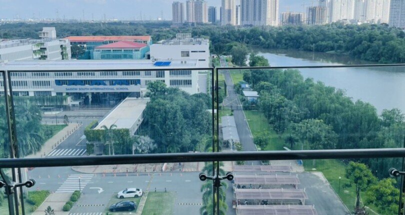 can ho ban lien ke song va truong quoc te nam sai gon ssis quan 7 810x430 - Giá mua bán căn hộ 2 phòng ngủ Block B view sông chung cư Riverpark Premier Phú Mỹ Hưng
