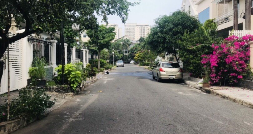 duong noi khu nam thien quan 7 810x430 - Giá mua bán nhà Biệt thự nguyên căn Nội khu Nam Thiên 3 Quận 7 T1/2025