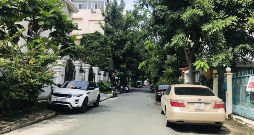 hinh anh duong noi khu my hung quan 7 810x430 - Giá mua bán nhà Biệt thự nguyên căn mặt đường Nội khu Mỹ Hưng Quận 7 T1/2025