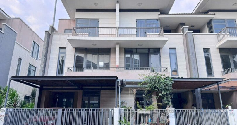 hinh anh mua ban nha biet thu nguyen can kdc lavila nha be t1 2025 810x430 - Giá mua bán nhà Biệt thự nguyên căn khu dân cư Lavila Nhà Bè t1/2025