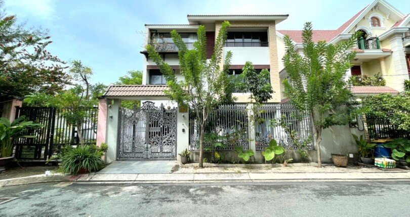 hinh anh mua ban nha biet thu nguyen can kdc tan quy dong quan 7 t1 2025 810x430 - Giá mua bán nhà Biệt thự nguyên căn vị trí 21 Khu dân cư Tân Quy Đông Quận 7 T1/2025