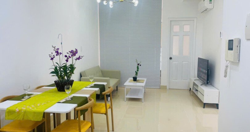 hinh anh phong khach can ho cho thue 1 810x430 - Bán căn hộ chung cư Sky Garden 3, blook 11D, tầng cao, 02pn, giá 3.8 tỷ, đầy đủ nội thất xem nhà dễ.
