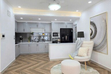 khong-gian-bep-rong-rai