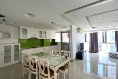 khong-gian-phong-an-va-bep-rong-rai