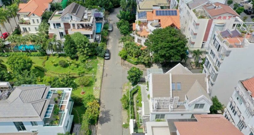 khu biet thu nam thien quan 7 tu tren cao 810x430 - Giá mua bán nhà Biệt thự nguyên căn Nội khu Nam Thiên 3 Quận 7 T1/2025