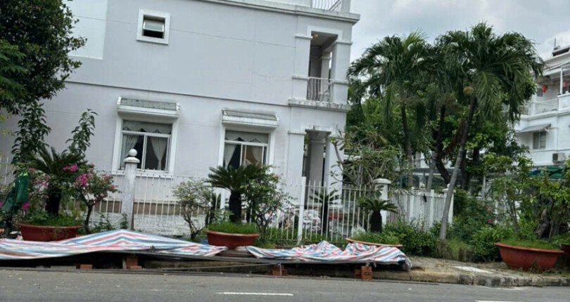 mat hong biet thu cho thue 810x430 - Giá cho thuê nhà Biệt thự nguyên căn số 17 Khu phố Mỹ Thái 1c Phú Mỹ Hưng t1/2025