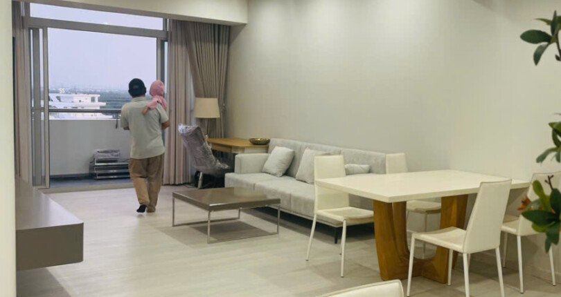 phong khach can ho ban 22 810x430 - Giá mua bán căn hộ 3 phòng ngủ block 3A chung cư Garden Court 2 Quận 7 T1/2025