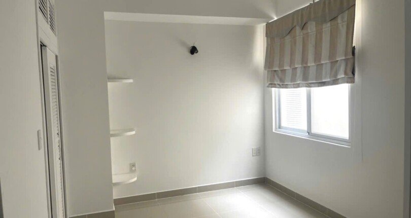 phong ngu can ho 1 810x430 - Giá mua bán căn hộ 3 phòng ngủ Block B chung cư Riverside Residence Quận 7 T1/2025