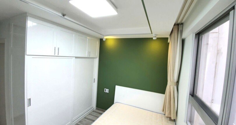 phong ngu can ho ban 1 810x430 - Giá mua bán căn hộ 2 phòng ngủ Block A chung cư Scenic Valley 2 Quận 7 T1/2025