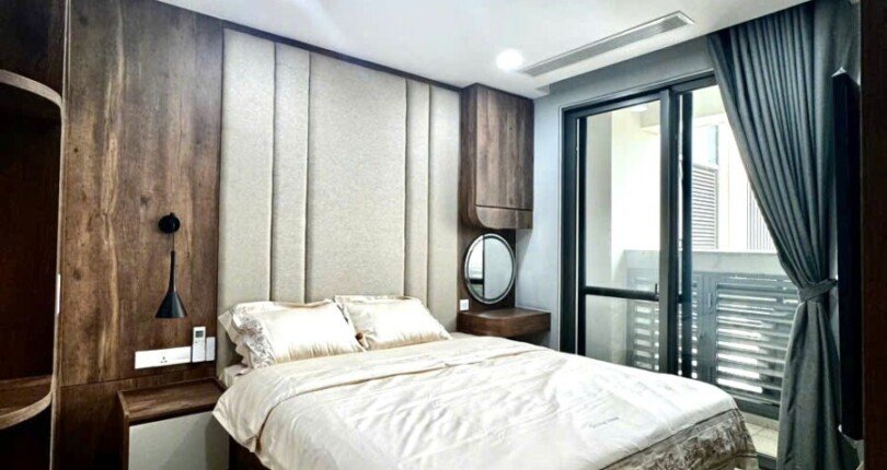 phong ngu can ho ban 18 810x430 - Giá mua bán căn hộ 3 phòng ngủ block C chung cư Riverpark Premier Quận 7 T1/2025