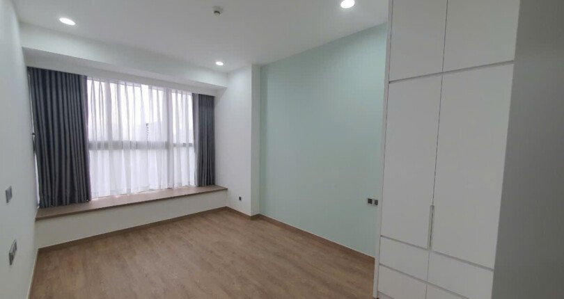 phong ngu hoan thien co ban 1 810x430 - Giá mua bán căn hộ 2pn Block D lầu 14 view biệt thự chung cư Midtown m7 T1/2025