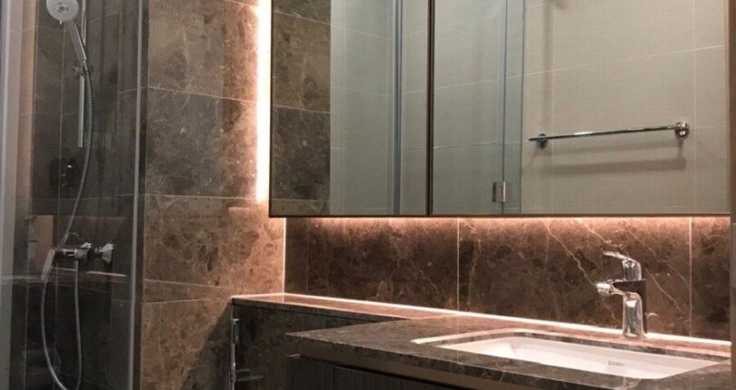 toilet can ho ban 810x430 - Bán gấp căn hộ 2 phòng ngủ tầng 4 diện tích 94m2 chung cư The River Thủ Thiêm giá 13,5 tỷ