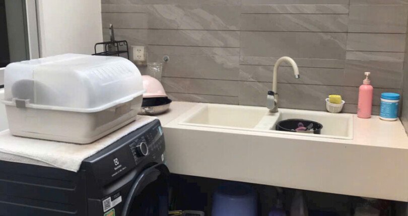 toilet day du thiet bi 810x430 - Cho thuê nhà Biệt thự nguyên căn kdc Nam Viên Phú Mỹ Hưng Quận 7 T1/2025