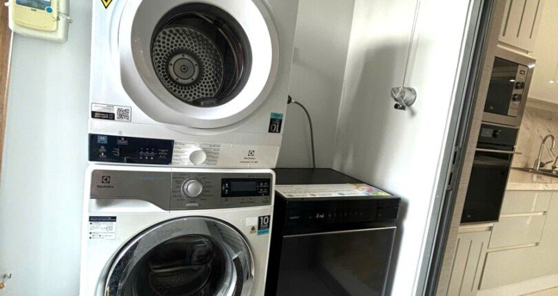 trang thiet bi dien tu cao cap 810x430 - Duy nhất bán căn hộ Riverpark Premier, 130m2, view sông và hồ bơi giá 14,5 tỷ