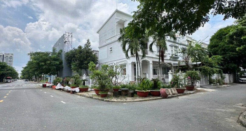 vi tri biet thu goc hai mat duong 810x430 - Giá cho thuê nhà Biệt thự nguyên căn số 17 Khu phố Mỹ Thái 1c Phú Mỹ Hưng t1/2025