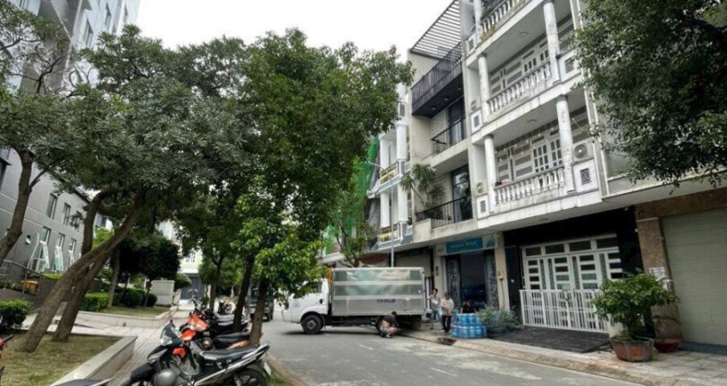 vi tri nha mat duong so 810x430 - Giá mua bán nhà phố nguyên căn Khu dân cư Công Ích Phạm Hữu Lầu Quận 7 T1/2025