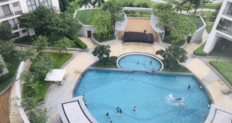 view phong khach can ho ban 2 810x430 - Giá mua bán căn hộ 3 phòng ngủ A.03 chung cư Riverpark Premier Quận 7 T1/2025